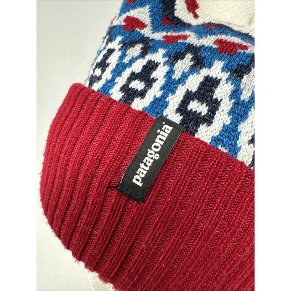 Patagonia Beanie Pom Unisex Winter Hat Outdoor Nature Gorpcore - Picture 2 of 10